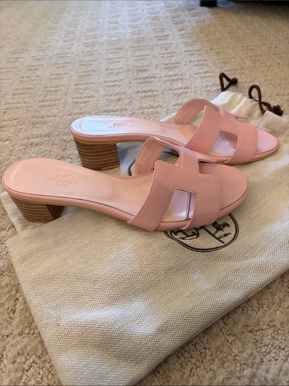 Hermes Pink Oran Leather Slide Sandals